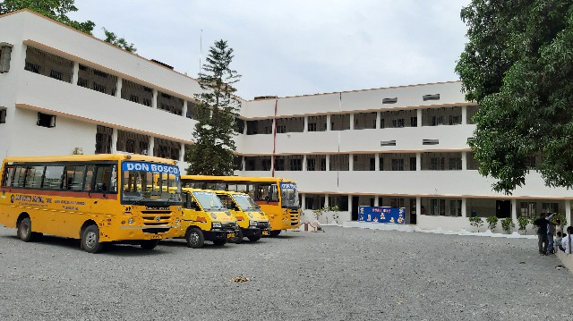 SCHOOL CAMPUS